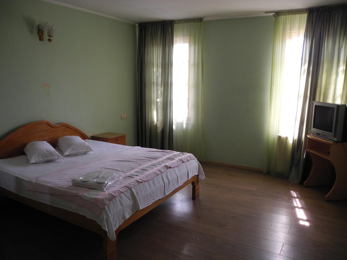 Hotel Sachveno Tbilisi ภายนอก รูปภาพ